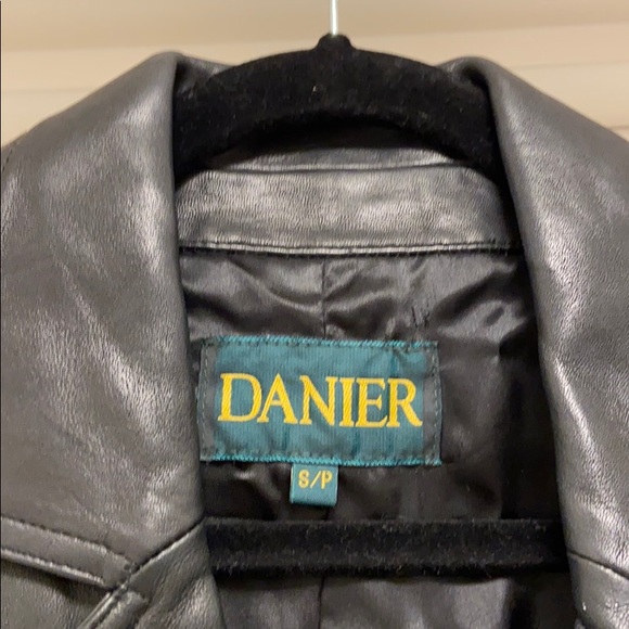 DANIER vintage leather vest - Picture 7 of 15